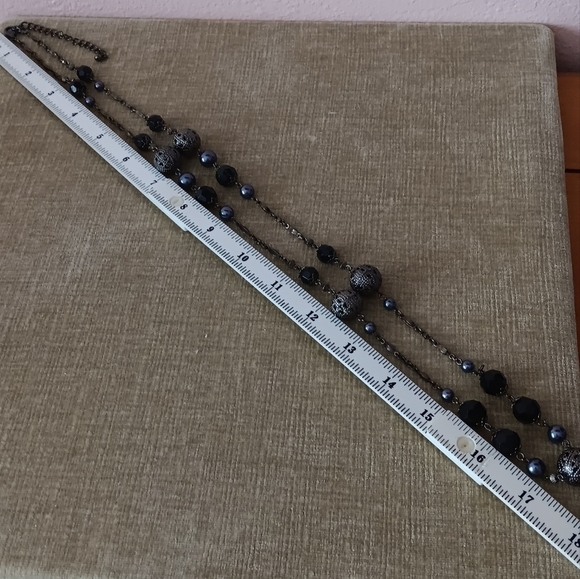 Dark Tone Metal Chain Beaded Necklace - Picture 3 of 12